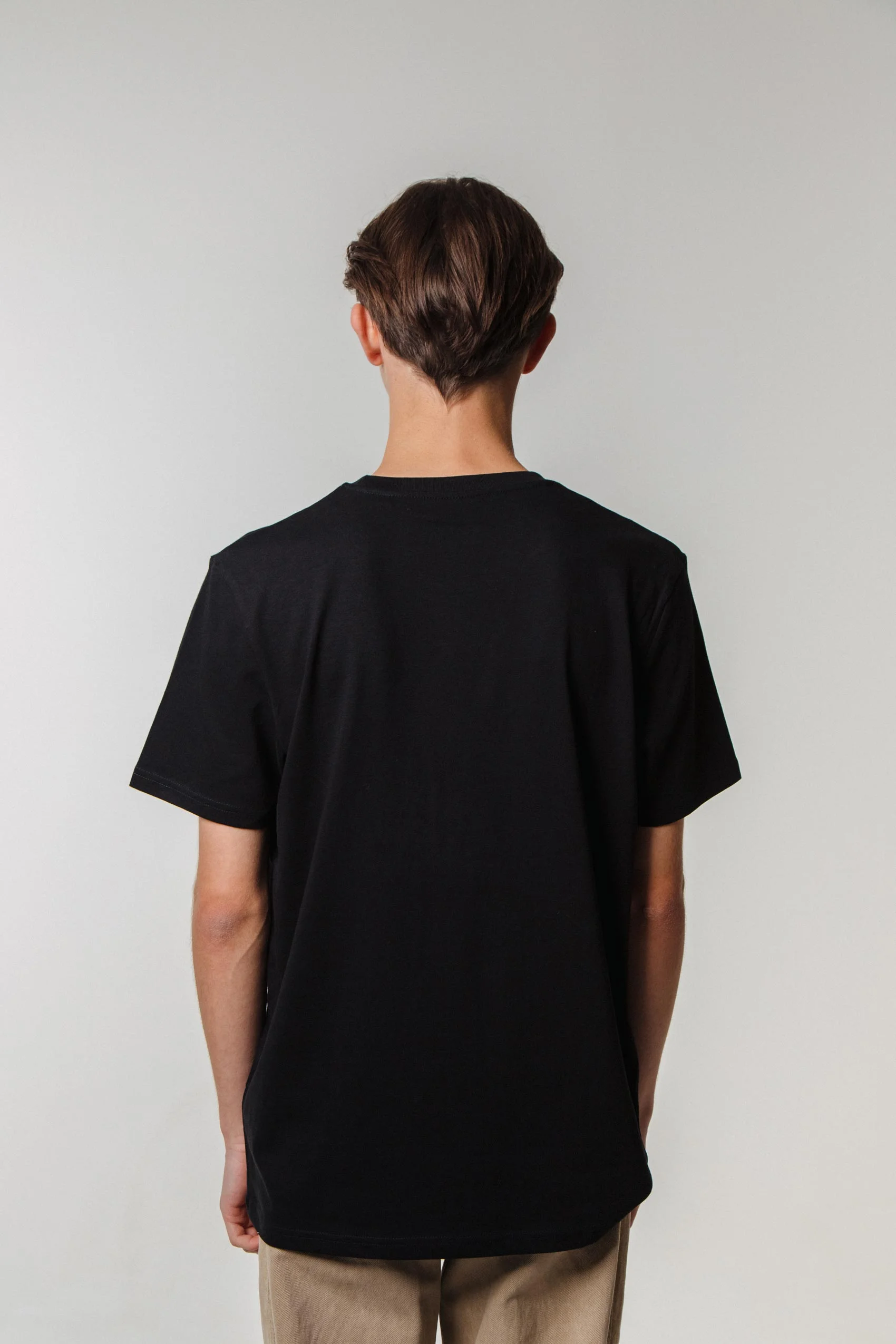 M50 organic cotton T shirt "MĪĻUMS" Unisex fit black
