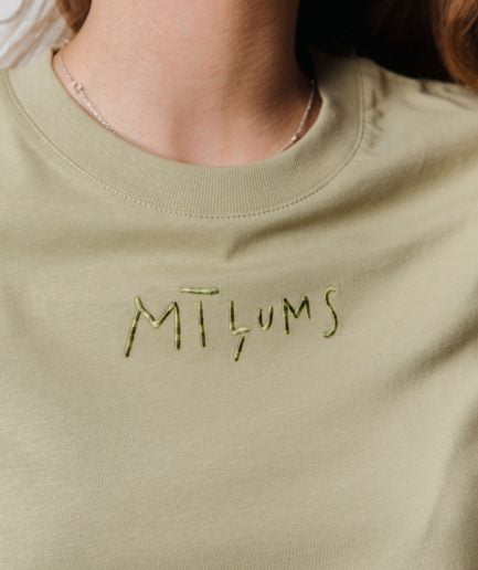 M50 Organiskas Kokvilnas Sieviešu T-krekls "MĪĻUMS" Salvija