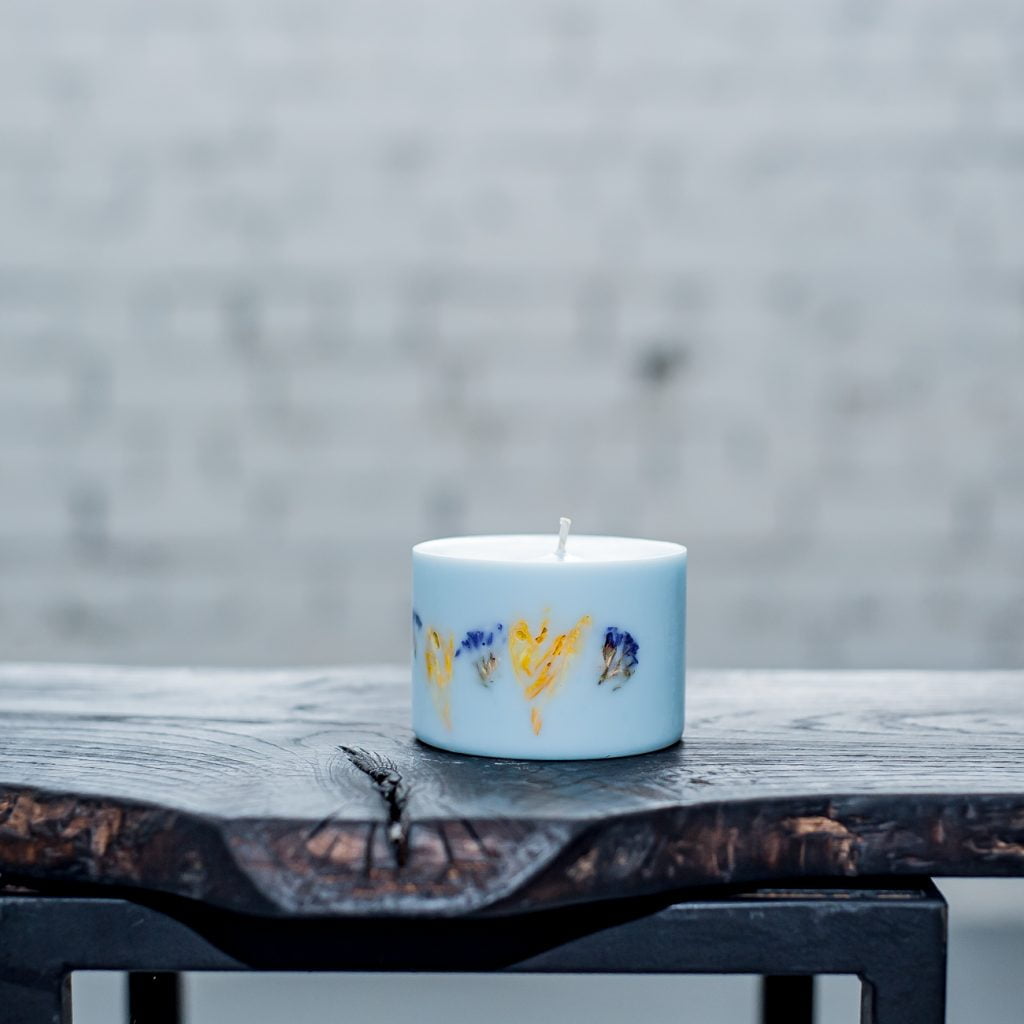 TL Candles Saulgrieži – sojas vaska svece ar eikalipta aromātu