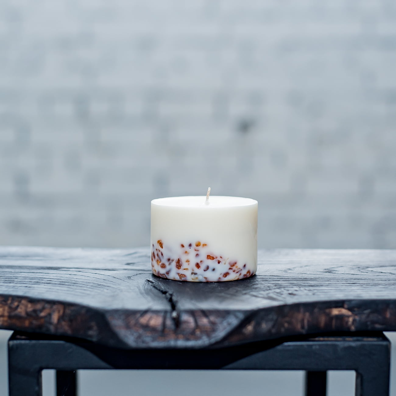 TL Candles AMBER SEA – Sojas vaska svece ar Priedes aromātu