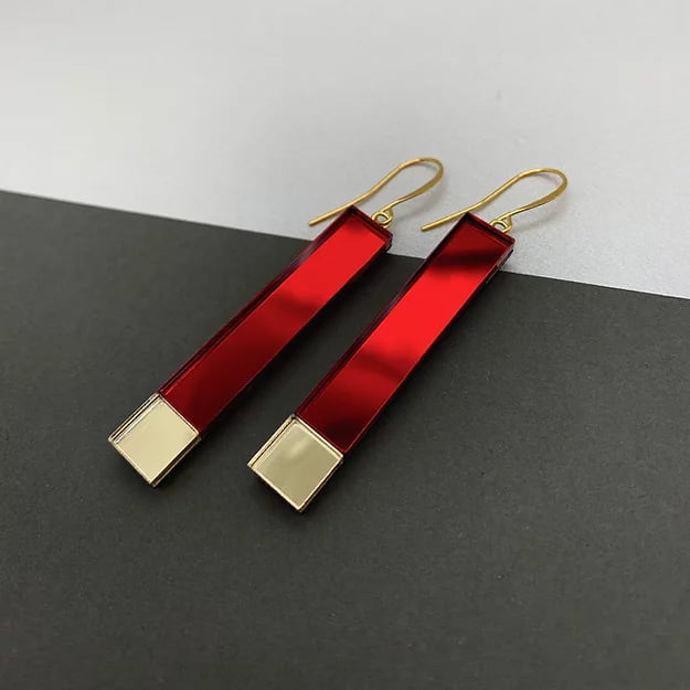 FULLMOON Elegant red long earrings
