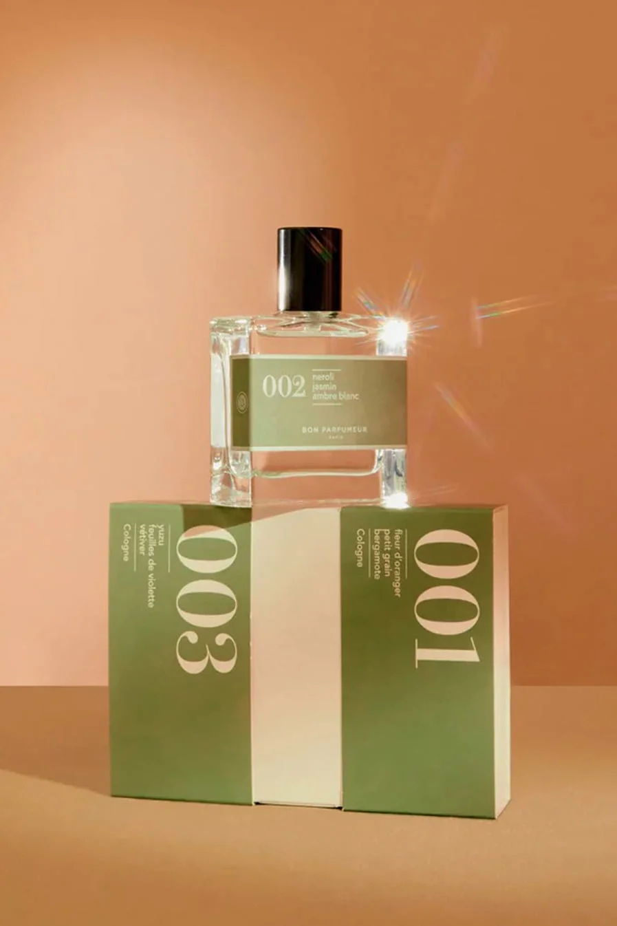 Eau de parfum 002: neroli, jasmine, white amber Eau de parfum 002: neroli, jasmine, white amber