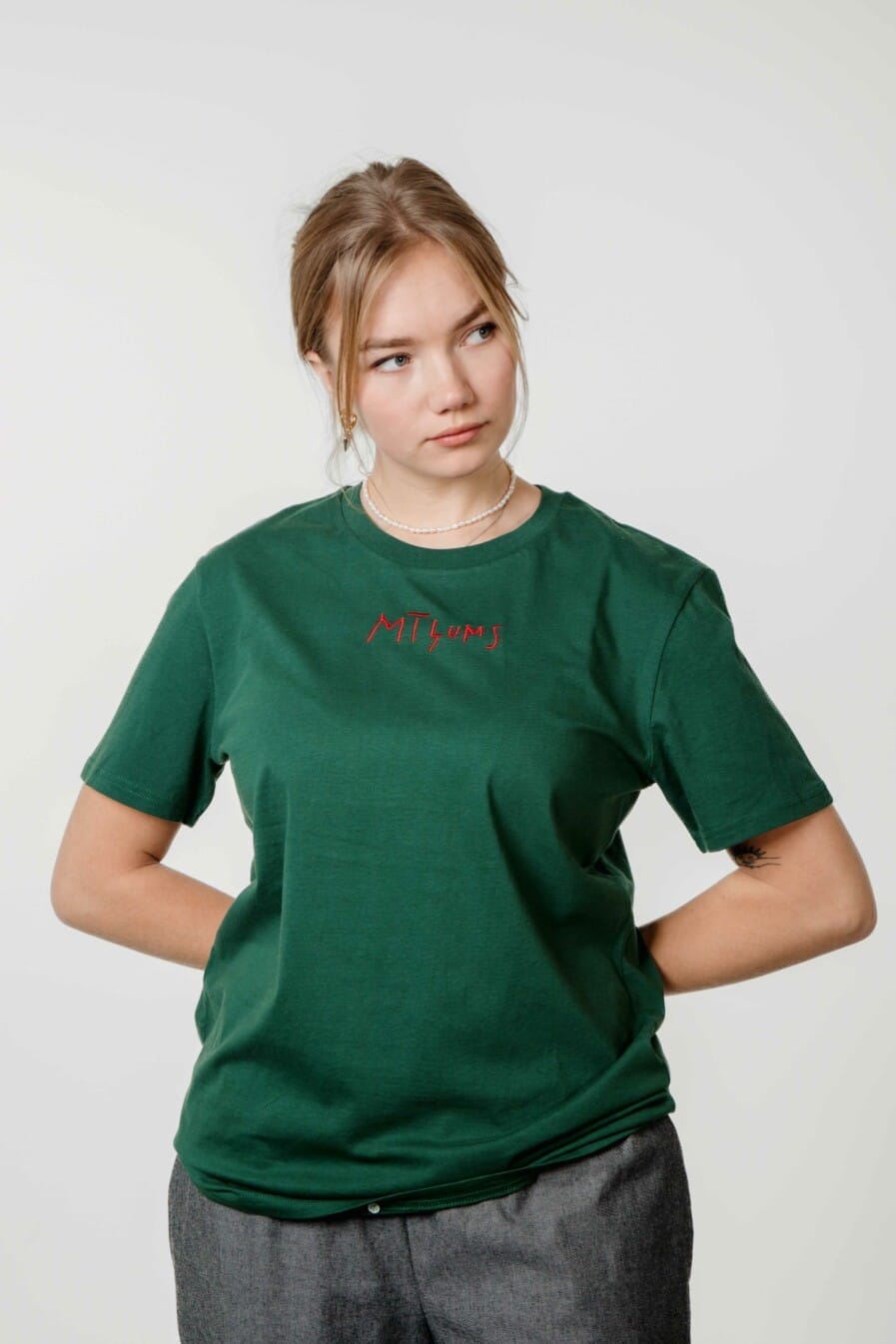 M50 Organic cotton t-shirt MĪĻUMS Unisex fit | Green