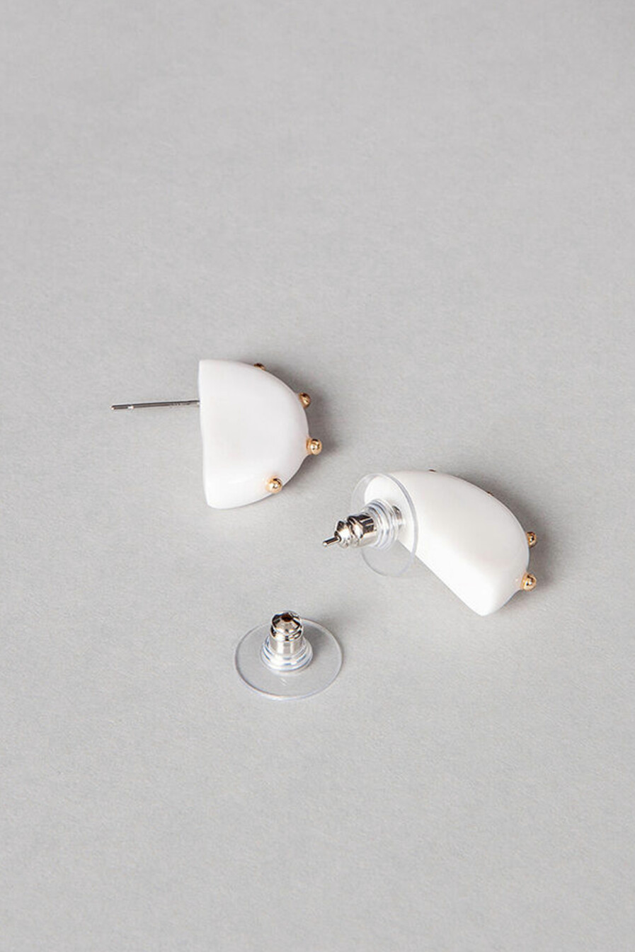 ABE Earrings semicircle white with gold accents