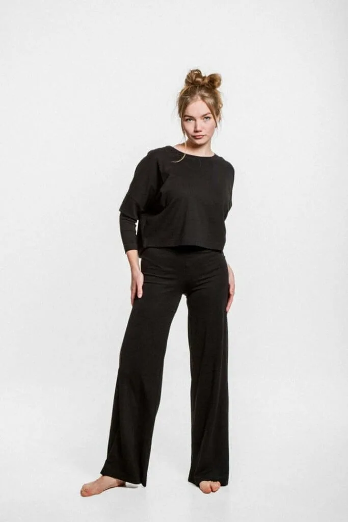 M50 Brīva piegriezuma tops one size | Melns