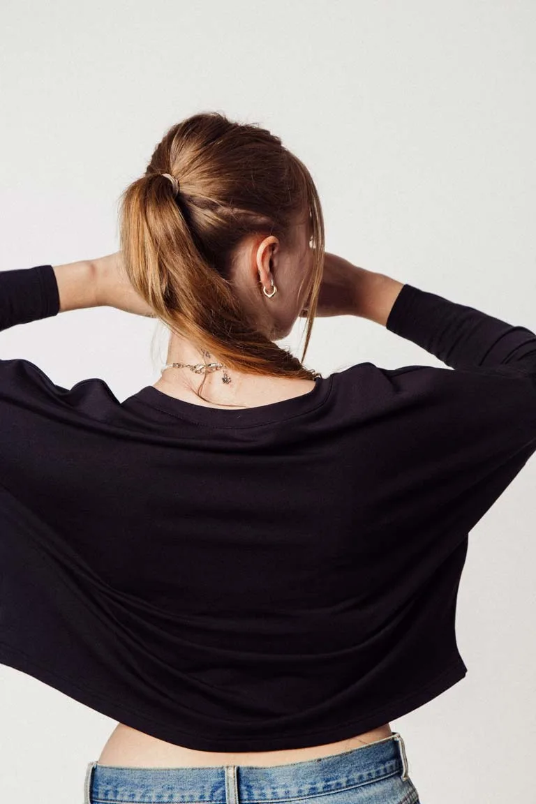 M50 Brīva piegriezuma tops | Grafīts