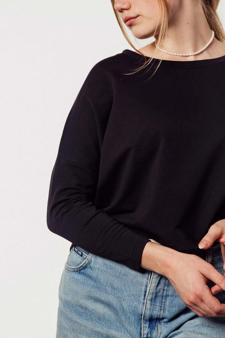 M50 Brīva piegriezuma tops | Grafīts