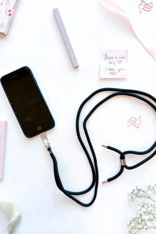 SEIK - UNIVERSAL PHONE STRAP – MIDNIGHT MAGIC (BLACK)