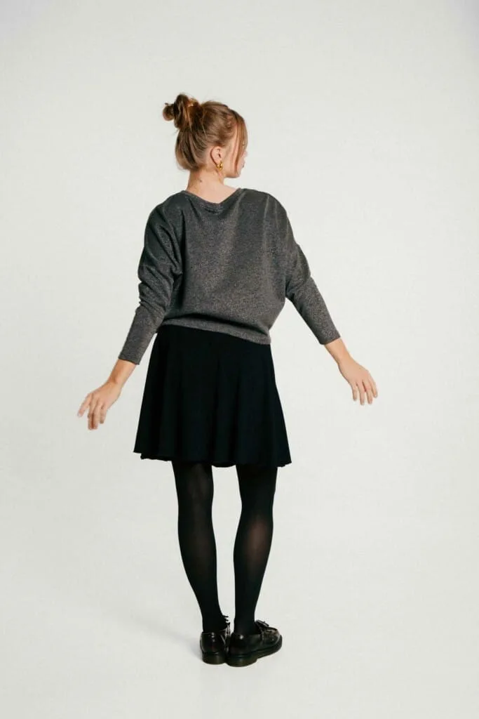 M50 Loose Shiny Crop Top Sweater | Grey