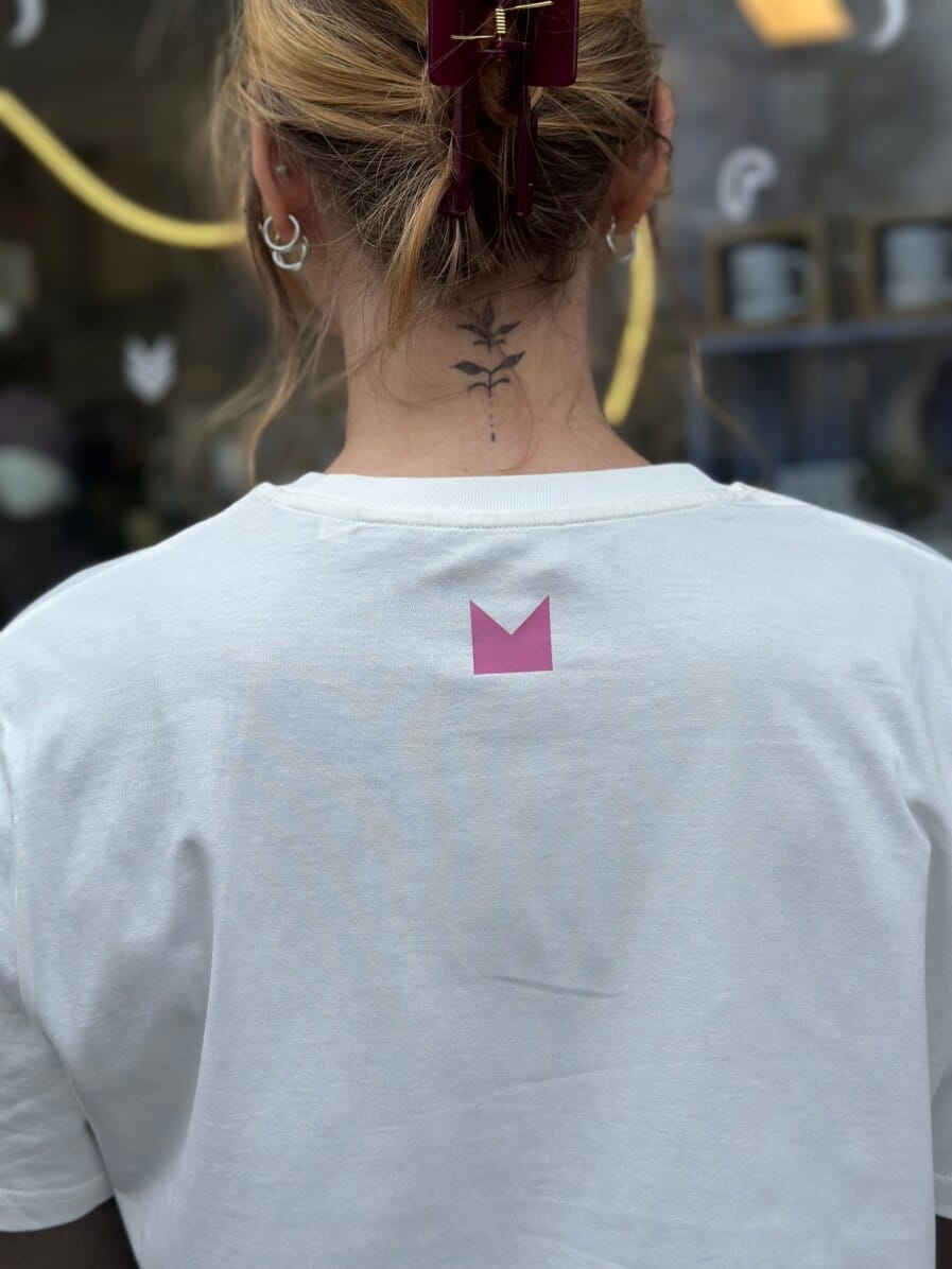 M50-tārpins-unisex-worm-t-krekls-balts-white-1