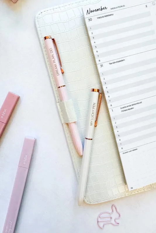 SEIK - LAIMĪGĀ PILDSPALVA – My Lucy Pen (melna)