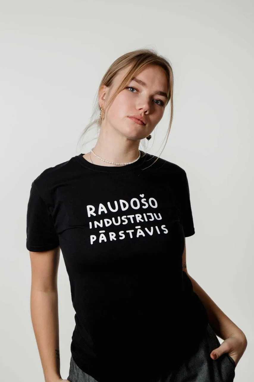 iidziiba Organic Catton Unisex T-Shirt | RAUDOŠO INDUSTRIJU PĀRSTĀVIS