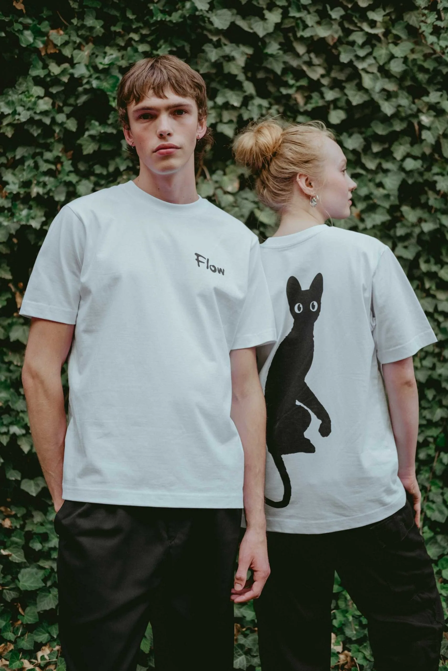 Flow - animācijas filma Kaķis T-krekls Flow Movie - animācijas filma Kaķis Oficiālais T-krekls