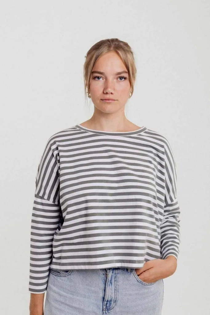 M50 Loose Cut Crop Top Sweater | Khaki stripes