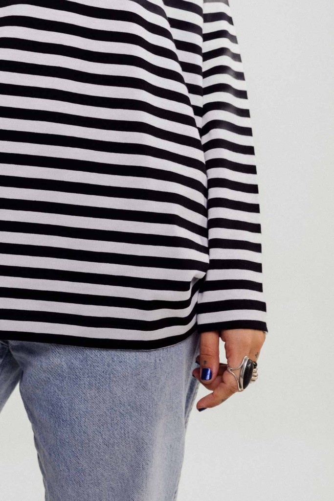 M50 Loose Cut Sweater | Black stripes