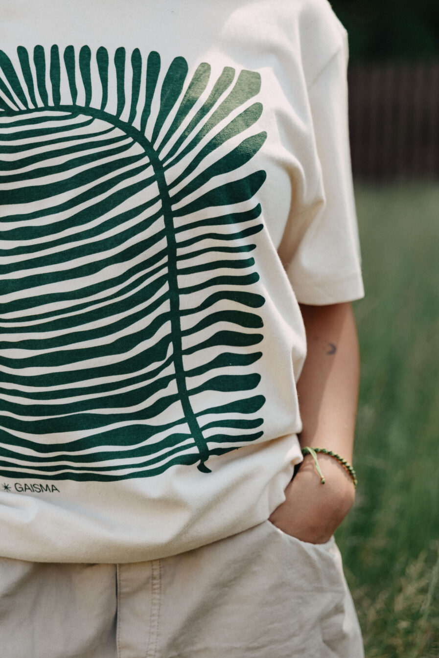 GAISMA Organic Cotton Unisex T-shirt | C’est la Vie