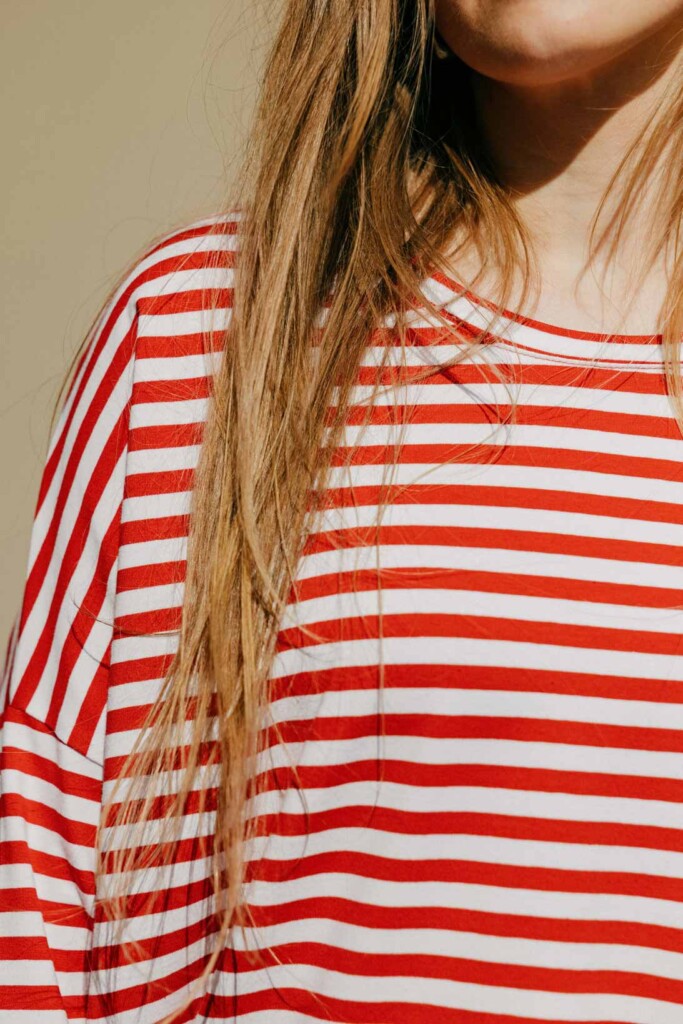 M50 Loose Cut Onesize Sweater | Red Stripes