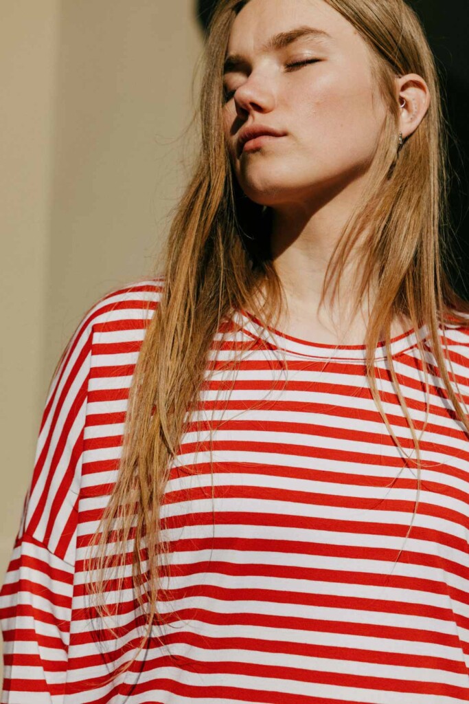 M50 Loose Cut Onesize Sweater | Red Stripes