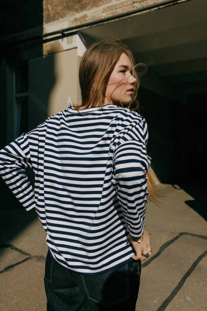 M50 Loose Cut Onesize Sweater | Blue Stripes
