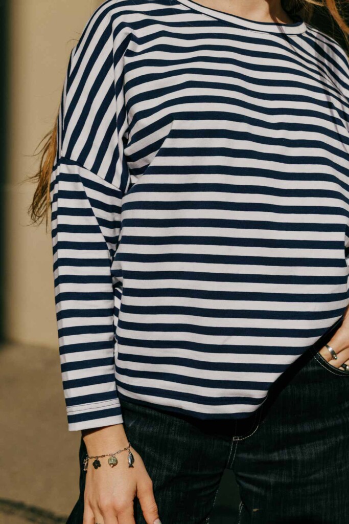 M50 Loose Cut Onesize Sweater | Blue Stripes
