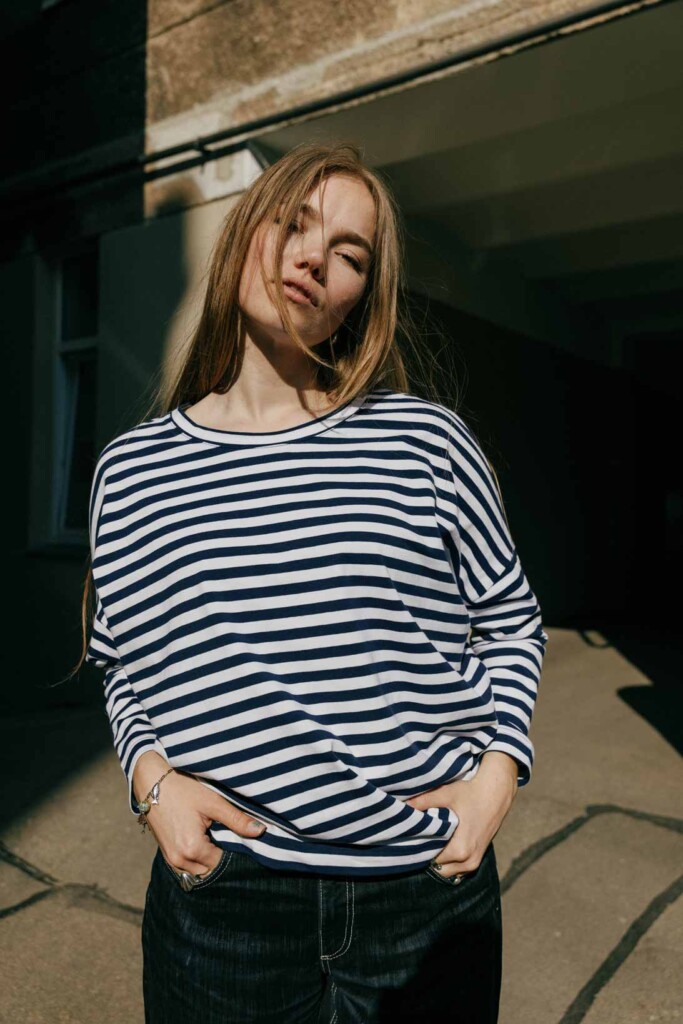M50 Loose Cut Onesize Sweater | Blue Stripes