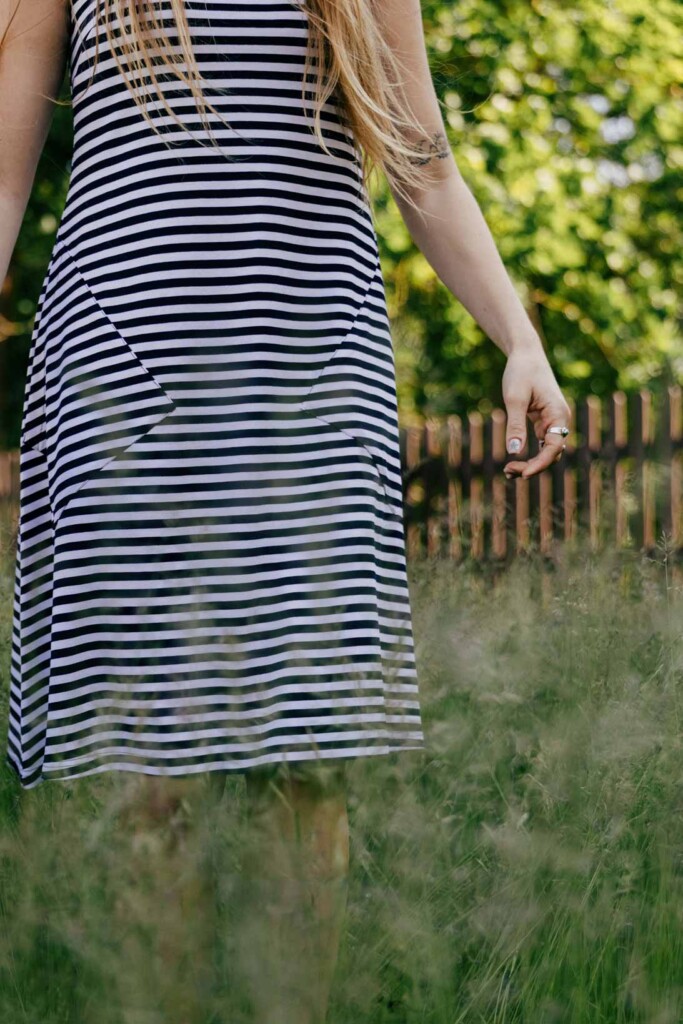 M50 Dress Noktirne | Stripes