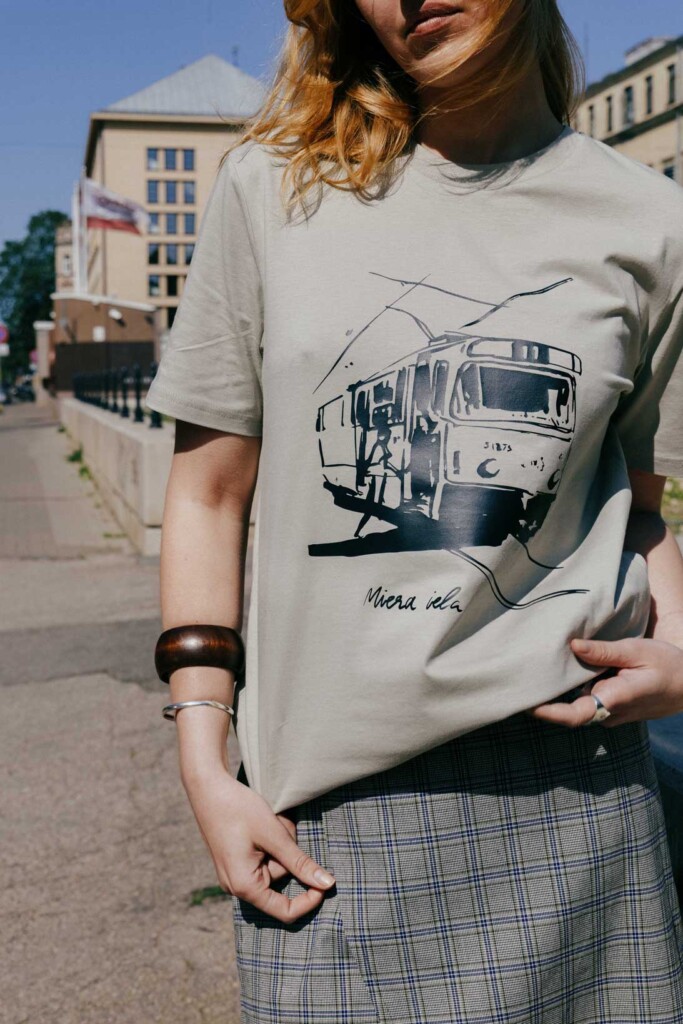 M50 Unisex Organic Cotton T-shirt Tram Nr 11 | Stone