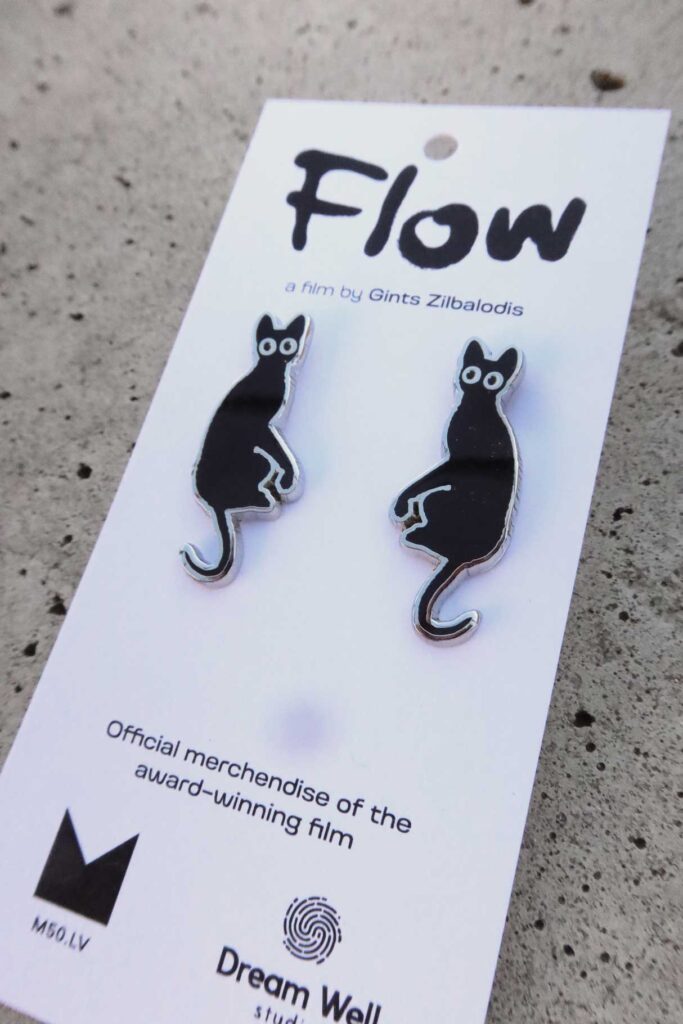 Oficiālie FLOW auskari ar kaķīti