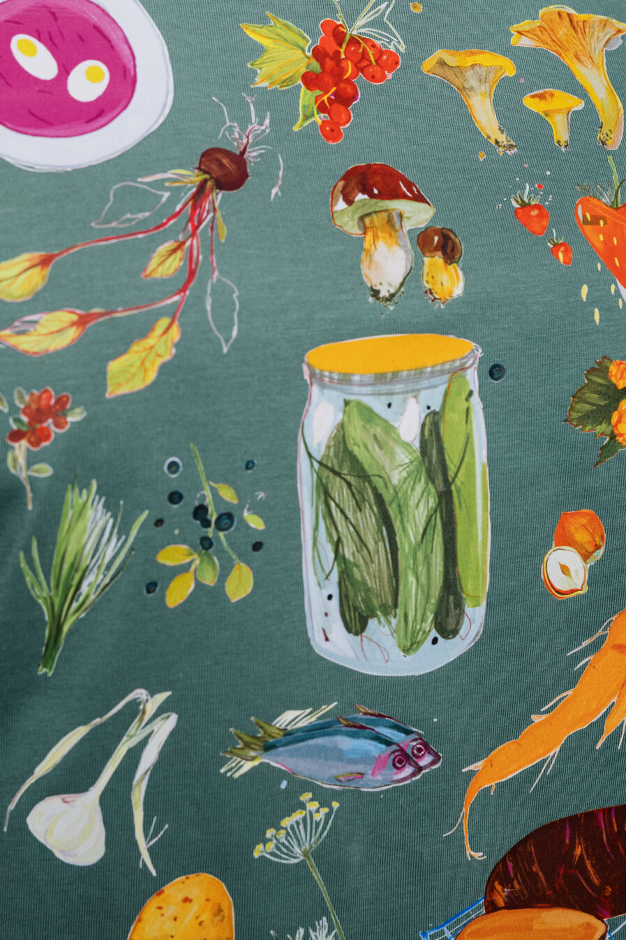 M50 x Zane Veldre Unisex T krekls "Latvijas garšas" | Zaļš