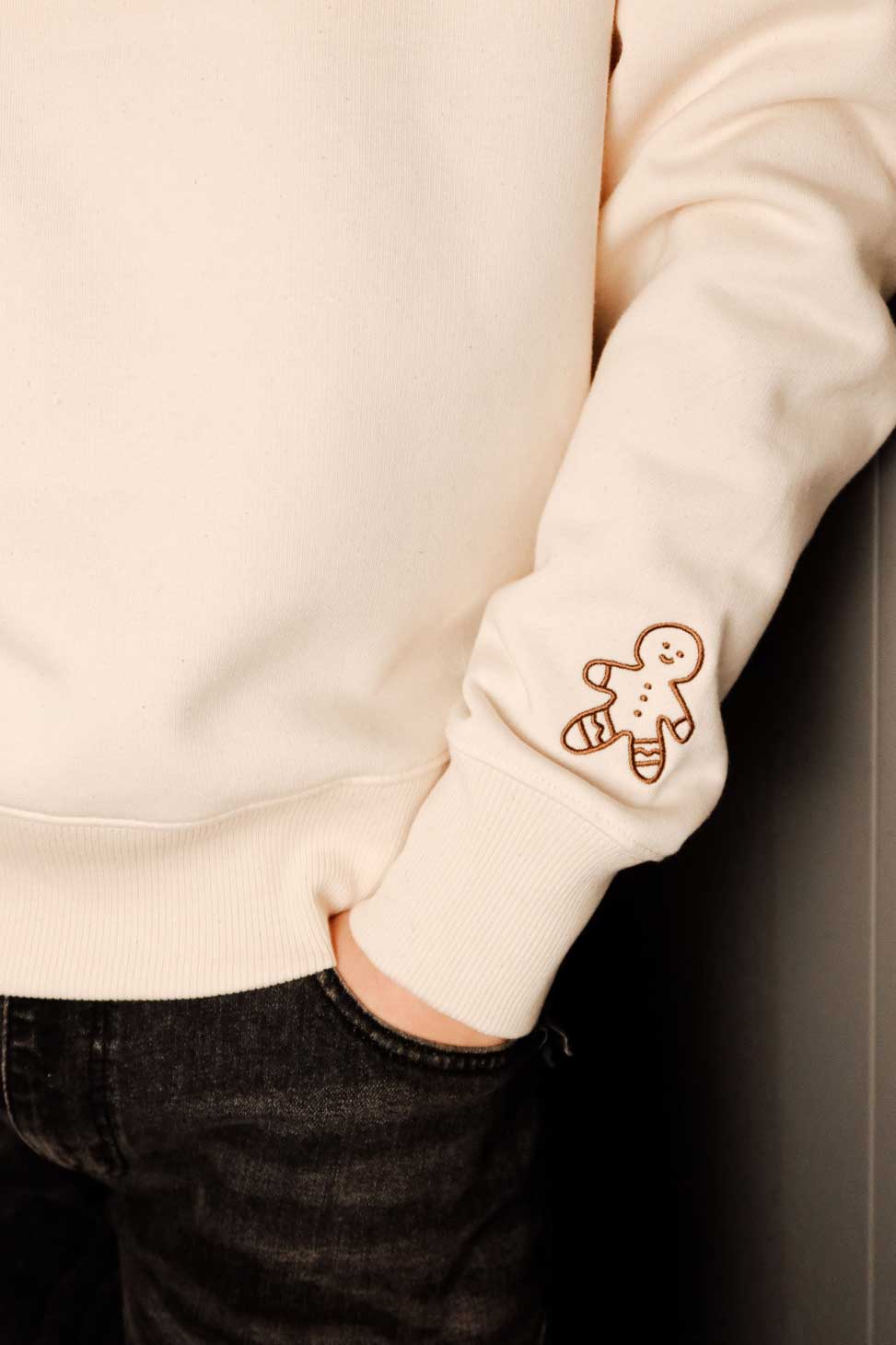 m50-xmas-sweater-ziemassvetku-dzemperis-piparkuku-virins-unisex-organiska-kokvilna-(6)