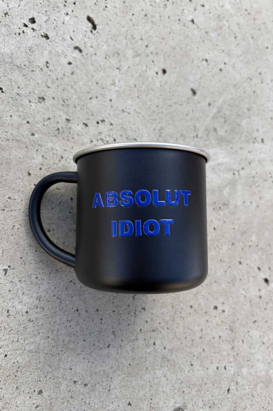 M50 Metal Mug | ABSOLUT IDIOT