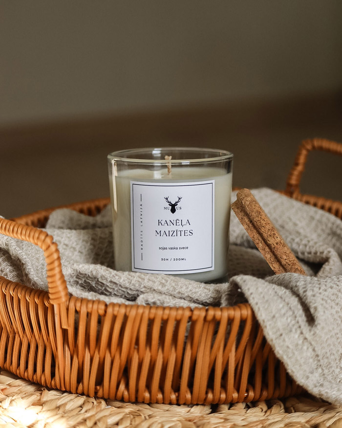 Muus Soy Wax Candle | Cinnamon Rolls