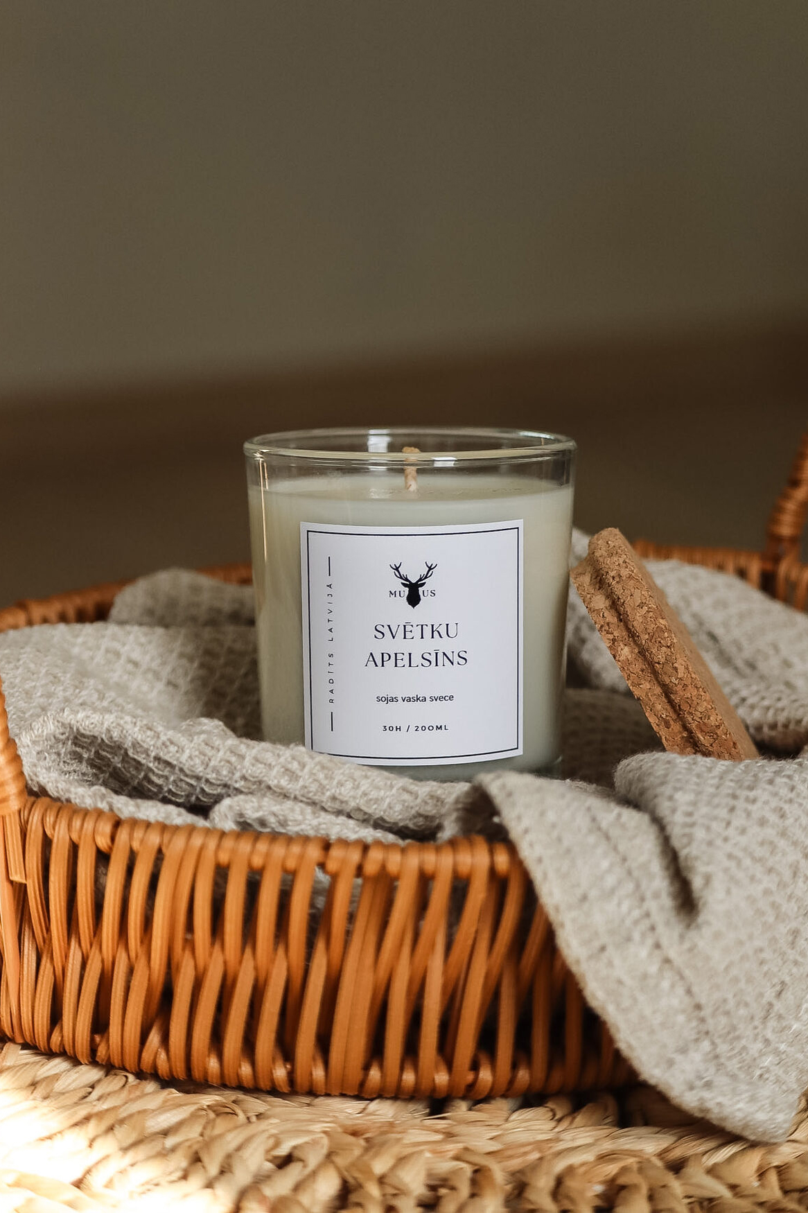 Muus Soy Wax Candle | Festive Orange