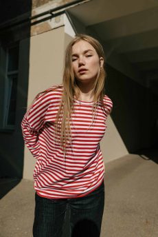 M50 Loose Cut Onesize Sweater | Red Stripes