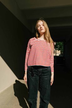 M50 Loose Cut Onesize Crop Top | Red stripes