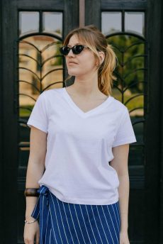M50 Organic Cotton Women's V-neck T-shirt MĪĻUMS | White